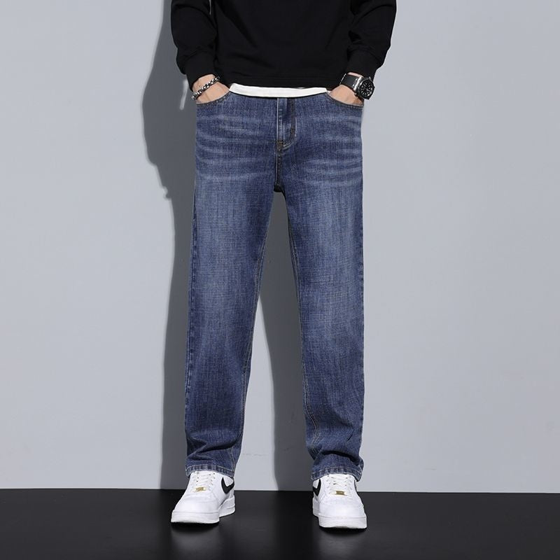 Relaxed Straight Jeans